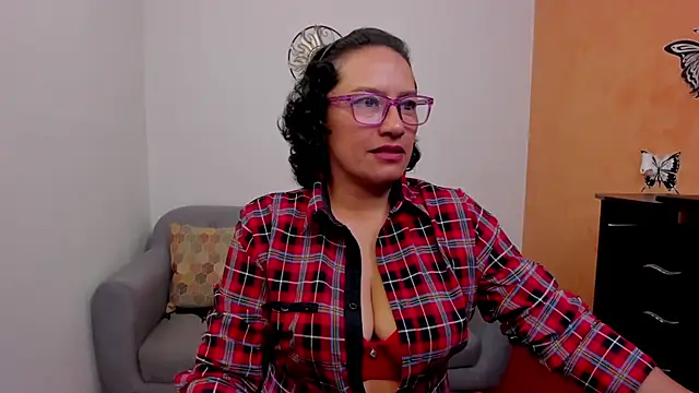 scarlet wet online show from July 21, 10:56 pm