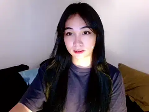 SweetLilly 18 online show from March 5, 2:14 am