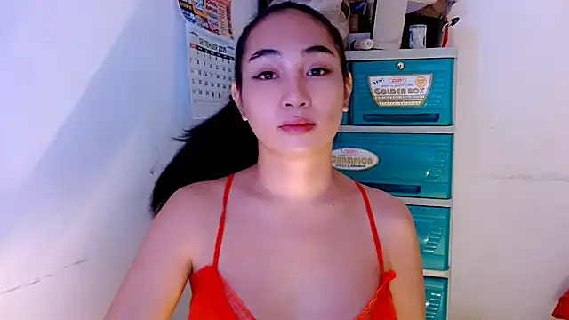 SweetLilly 18 online show from September 17, 2:08 pm