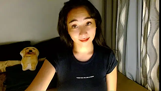 SweetLilly 18 online show from March 27, 5:35 am