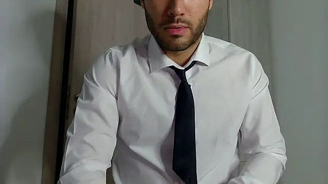 Snapshot of Justynn1 chatting on March 14, 3:04 am Justynn1 online show from March 14, 3:04 am