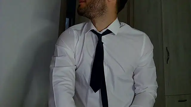 Snapshot of Justynn1 chatting on September 26, 5:00 am Justynn1 online show from September 26, 5:00 am