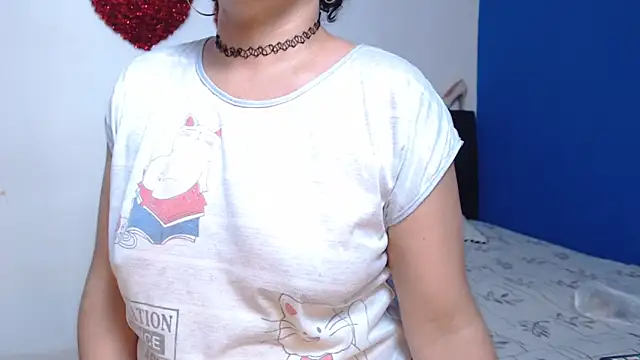 Snapshot of GlendaStarx chatting on January 22, 2:04 am GlendaStarx online show from January 22, 2:04 am