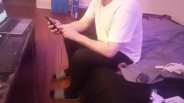 Snapshot of Kitrider chatting on March 16, 2:50 am Kitrider online show from March 16, 2:50 am