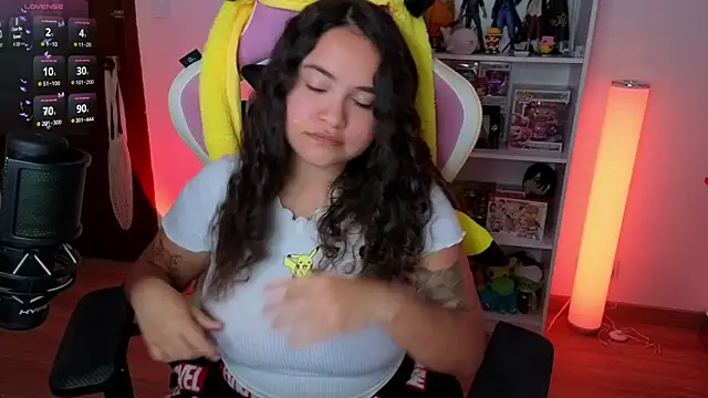 Sweet sully   online show from September 23, 8:17 am