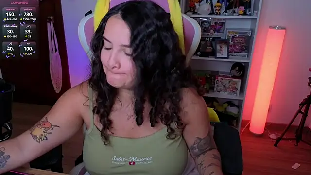 Sweet sully   online show from September 26, 9:02 am