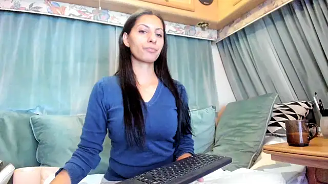 Dirty-Bya online show from September 17, 9:05 pm