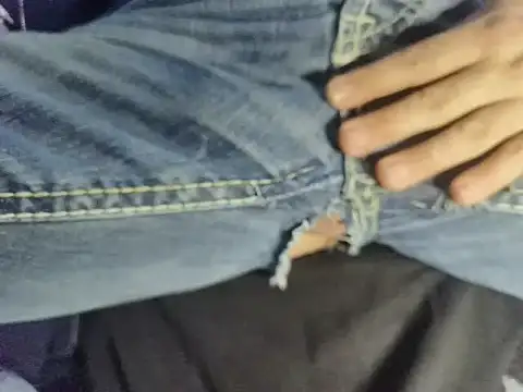 Snapshot of PrivatFeet20 chatting on November 21, 8:24 am PrivatFeet20 online show from November 21, 8:24 am