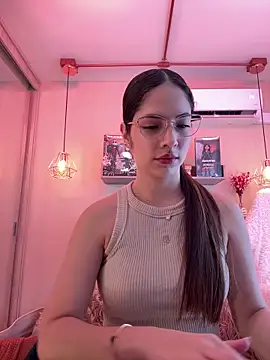 Zoe Bae online show from March 18, 10:04 pm