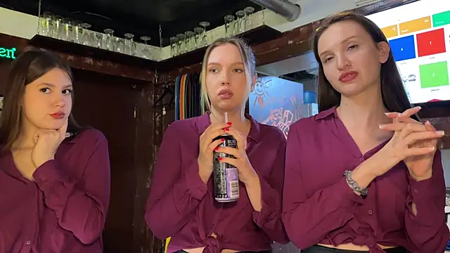 Snapshot of dirtypub chatting on December 5, 8:16 pm dirtypub online show from December 5, 8:16 pm