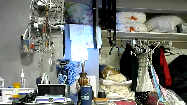 jjdirty6996 online show from December 19, 1:56 am