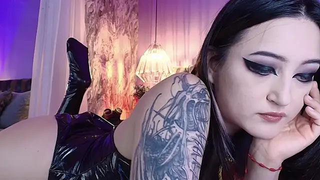 Charlotte Germanotta  online show from July 10, 6:32 pm