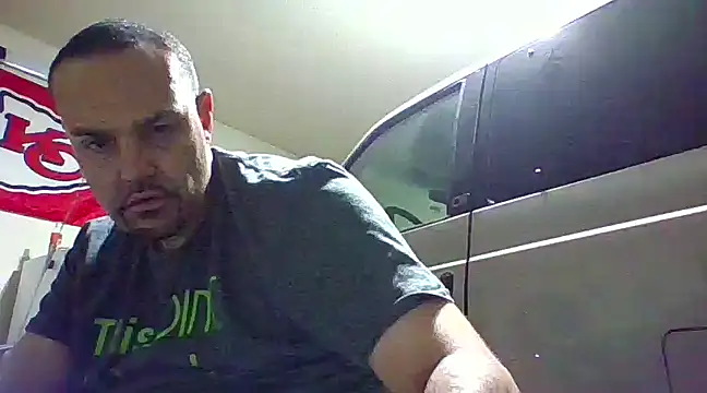 Snapshot of captainstabbin83 chatting on February 14, 10:28 am captainstabbin83 online show from February 14, 10:28 am