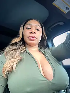 Belle    online show from December 13, 3:43 pm