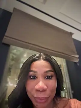 Belle    online show from March 9, 1:56 am