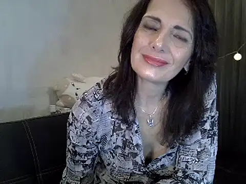 Snapshot of DreamMarianna chatting on January 26, 9:51 pm DreamMarianna online show from January 26, 9:51 pm