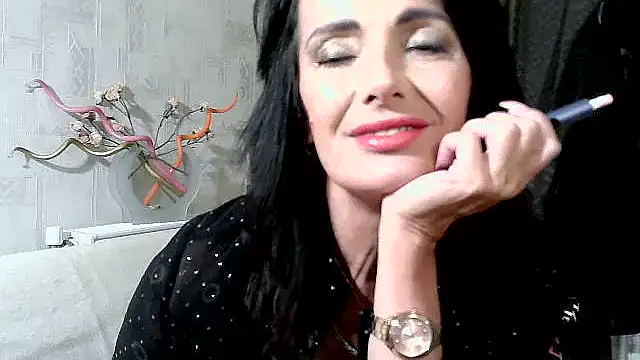 Snapshot of DreamMarianna chatting on October 9, 9:13 pm DreamMarianna online show from October 9, 9:13 pm