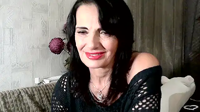 Snapshot of DreamMarianna chatting on November 30, 10:03 pm DreamMarianna online show from November 30, 10:03 pm
