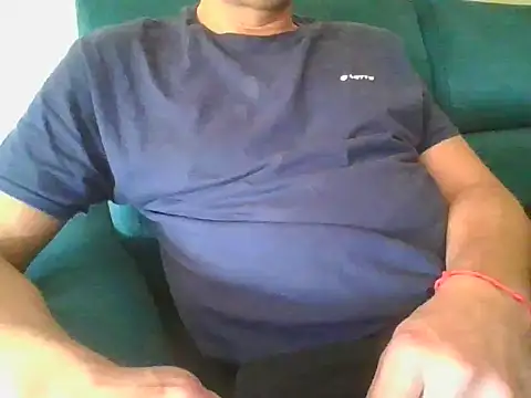 Snapshot of kanalettox chatting on May 21, 1:51 pm kanalettox online show from May 21, 1:51 pm