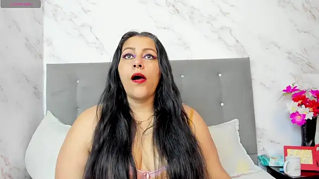 SexxyPamela online show from November 24, 7:13 pm