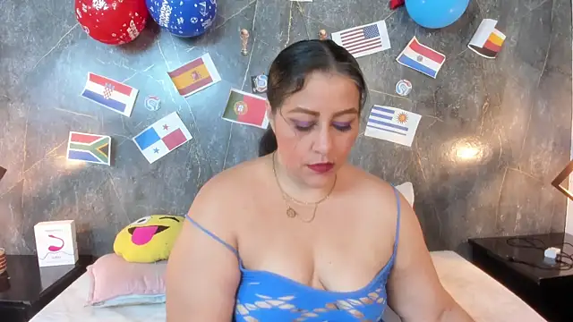 SexxyPamela online show from June 27, 5:07 pm