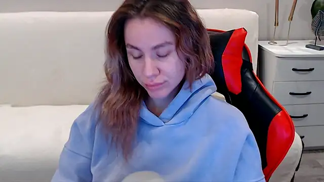 Snapshot of Mila_Jon chatting on January 11, 12:44 am Mila Jon online show from January 11, 12:44 am