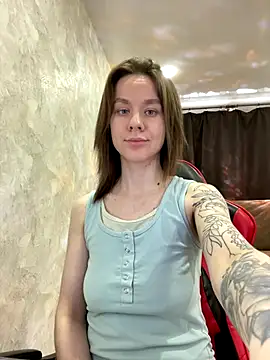 Snapshot of Mila_Jon chatting on December 19, 7:37 am Mila Jon online show from December 19, 7:37 am