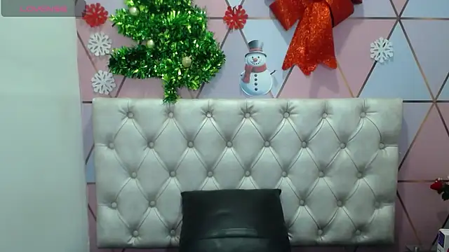 juliana diaz online show from December 28, 6:18 pm
