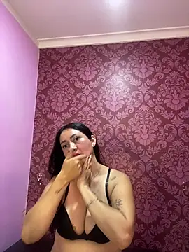 juliana diaz online show from November 17, 11:27 am