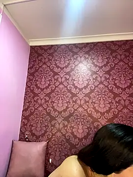 juliana diaz online show from November 29, 11:35 am