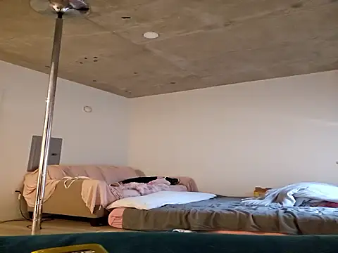 Snapshot of NikiFm chatting on November 14, 8:18 pm NikiFm online show from November 14, 8:18 pm