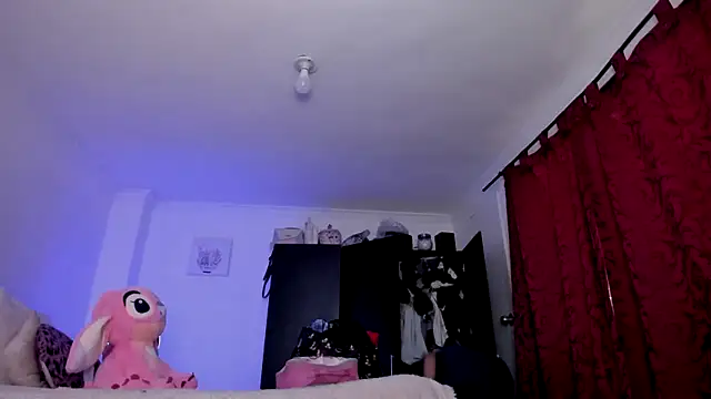 AlondraDiossa03 online show from February 4, 8:06 pm