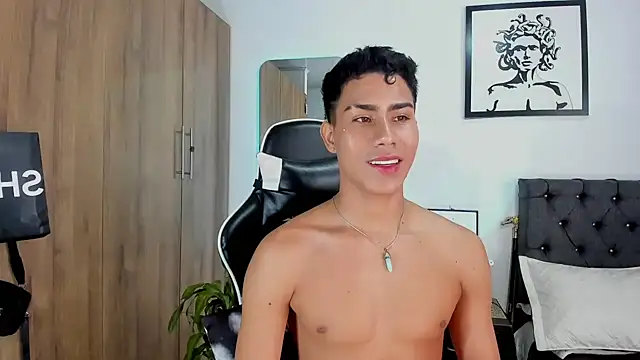 AlanNaughty online show from February 1, 9:24 pm