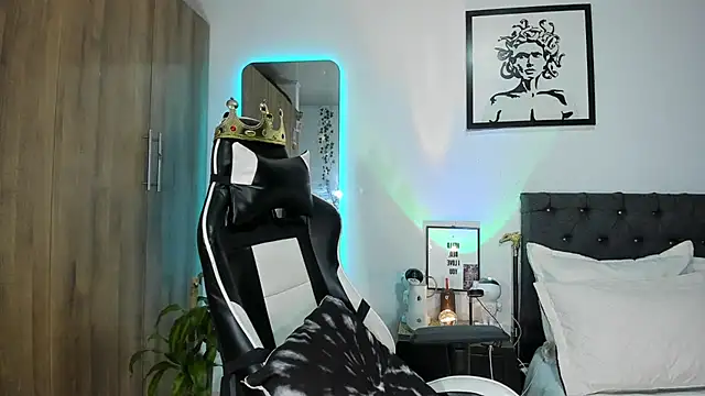 Snapshot of AlanNaughty chatting on March 12, 1:01 am AlanNaughty online show from March 12, 1:01 am