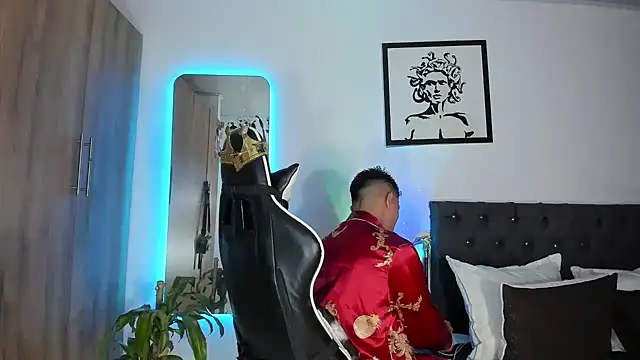 Snapshot of AlanNaughty chatting on March 15, 5:46 am AlanNaughty online show from March 15, 5:46 am