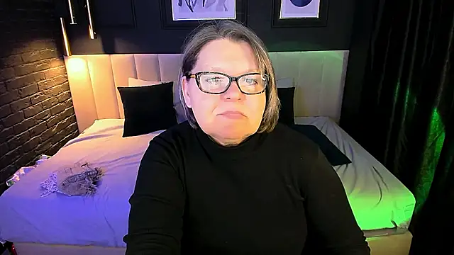 Shannonshine online show from February 11, 1:16 pm