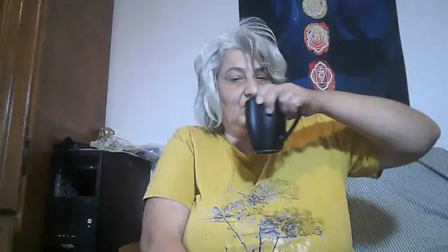 Snapshot of ExquisiteMature chatting on July 22, 8:39 am ExquisiteMature online show from July 22, 8:39 am