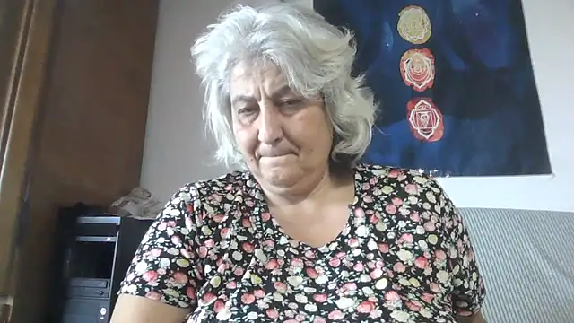 Snapshot of ExquisiteMature chatting on July 26, 9:05 am ExquisiteMature online show from July 26, 9:05 am
