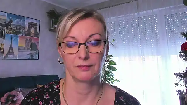 vanessa chat online show from January 11, 1:22 pm