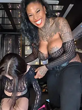 Snapshot of DarkDea chatting on January 14, 11:05 am DarkDea online show from January 14, 11:05 am