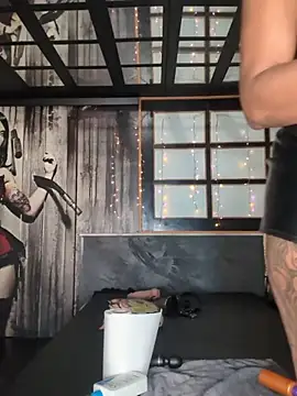 Snapshot of DarkDea chatting on March 22, 12:52 pm DarkDea online show from March 22, 12:52 pm