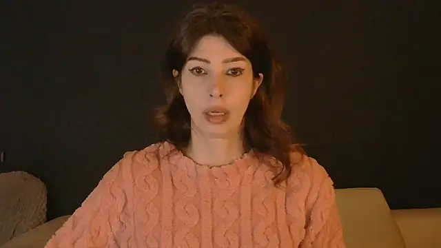 WhiteQueen888 online show from January 18, 4:00 pm