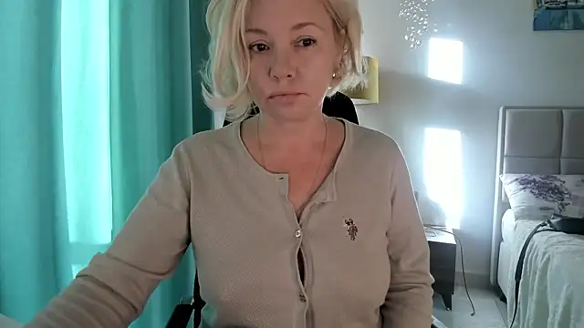 Colette  1977 online show from October 15, 5:07 am