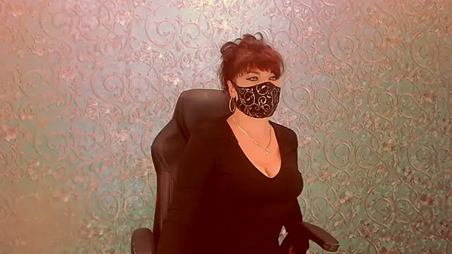 Snapshot of Infinitely chatting on March 19, 3:40 pm Infinitely online show from March 19, 3:40 pm