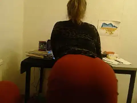 Snapshot of Milana235 chatting on December 17, 3:28 pm Milana235 online show from December 17, 3:28 pm