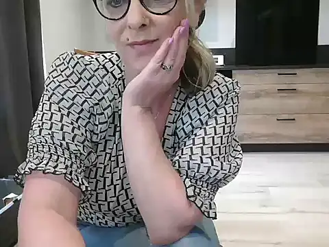 lilie69 online show from February 25, 6:09 pm