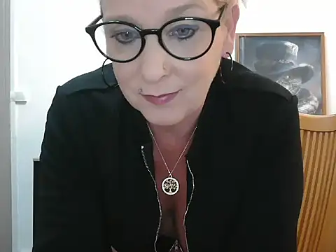 lilie69 online show from March 16, 6:12 pm