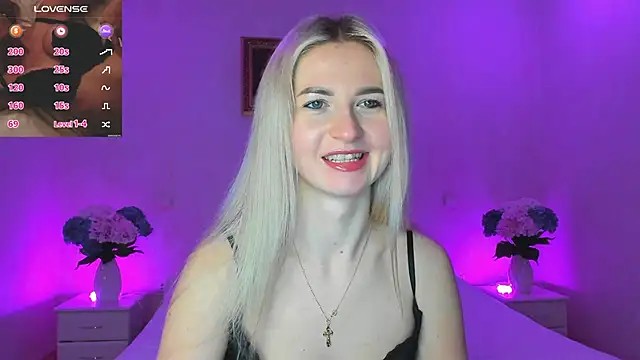 AnnaCarrera online show from December 3, 9:34 pm