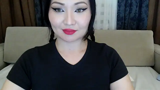 Snapshot of DanyMin chatting on November 21, 7:40 am DanyMin online show from November 21, 7:40 am