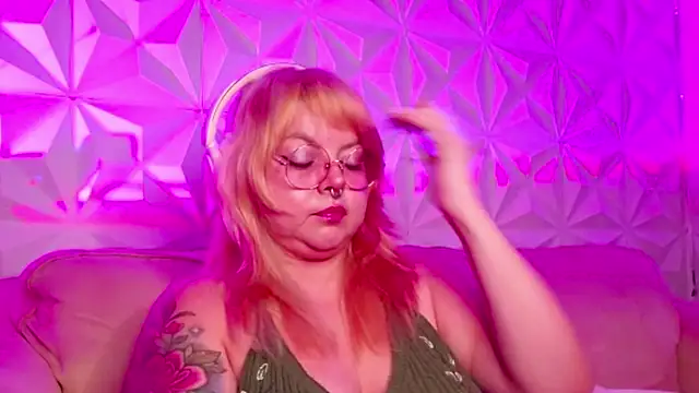 Satyn doll online show from October 2, 11:12 pm